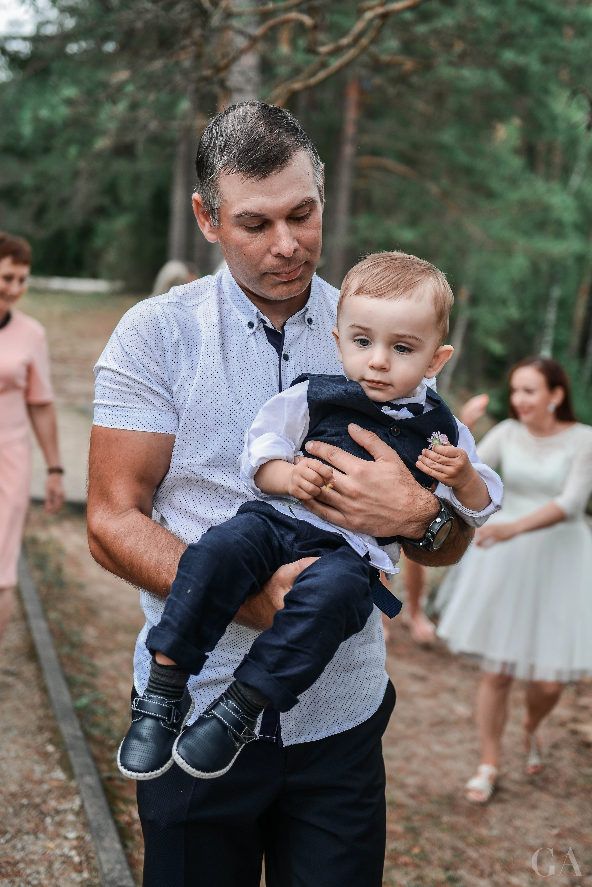 Krikštynos bažnyčioje ir šventėje